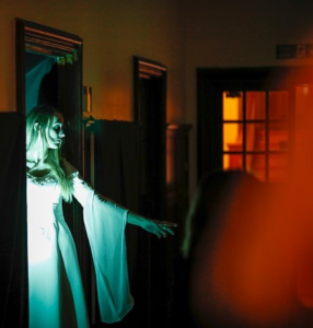 Charles Dickens' A Christmas Carol, Farnham College